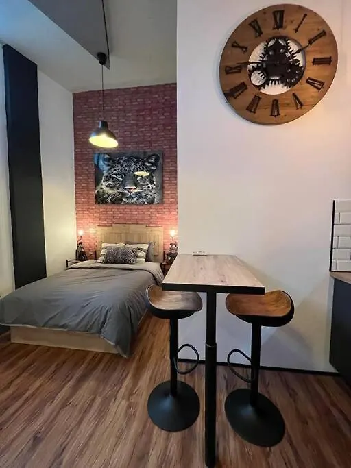 Industrial Loft Estudio Apartment Estepona 0*,  Spain